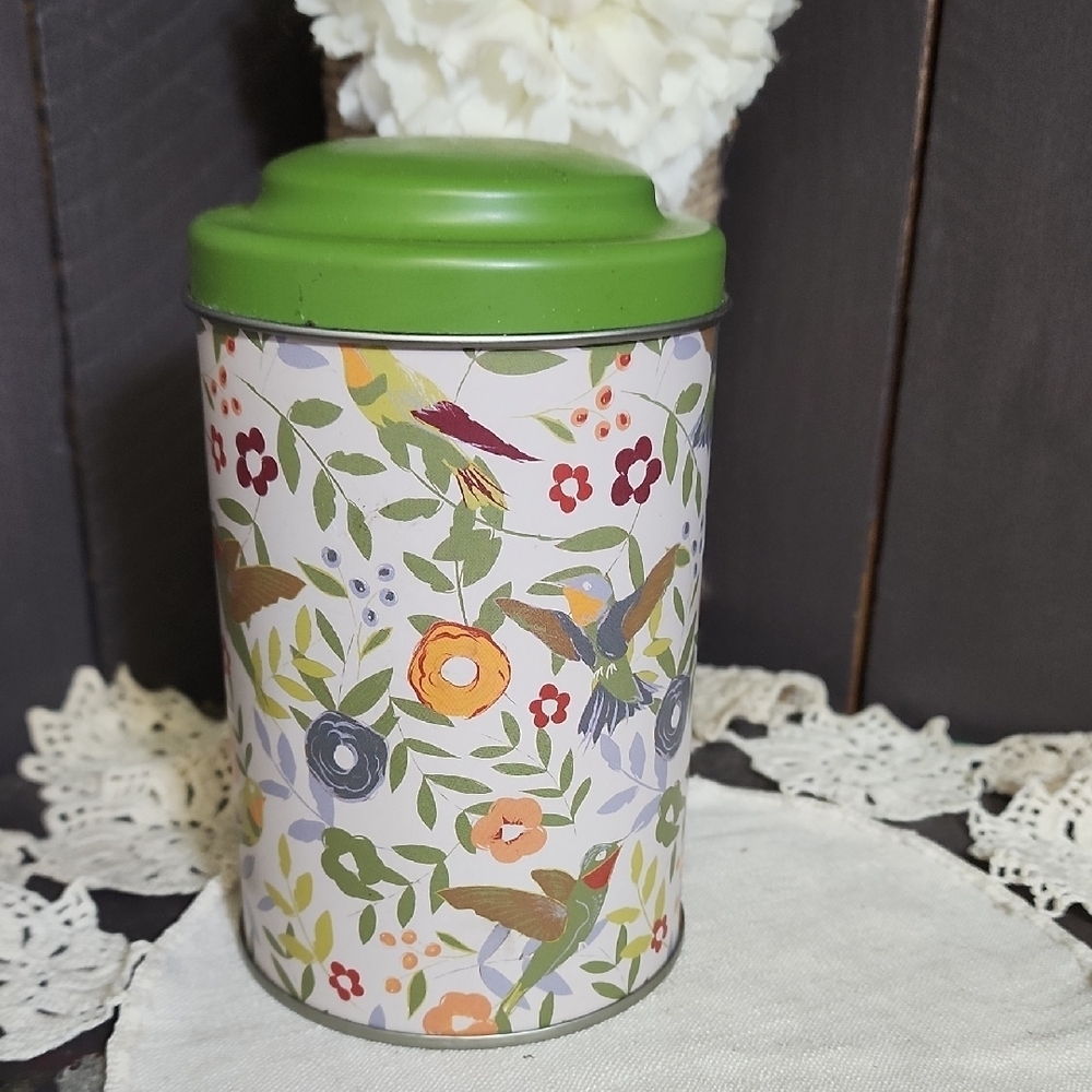 Vtg Floral Bird Pattern Tea Tin with Green Lid